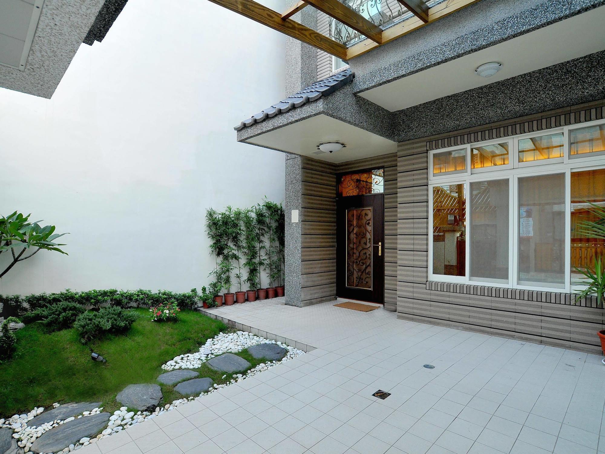 花蓮密絲朵包棟民宿 6-14人 Hualien City Exterior foto